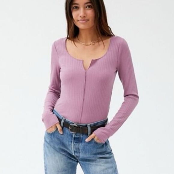 Urban Outfitters Purple Ribbed Notch Neck Top Size Small - Picture 3 of 12